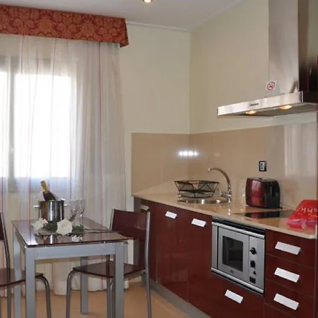 Casablanca - Adults Only Калелья