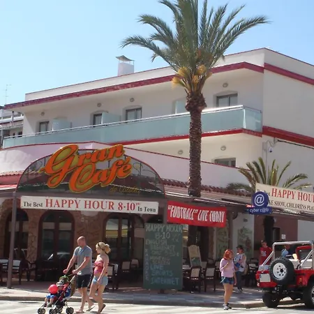 Casablanca - Adults Only Калелья