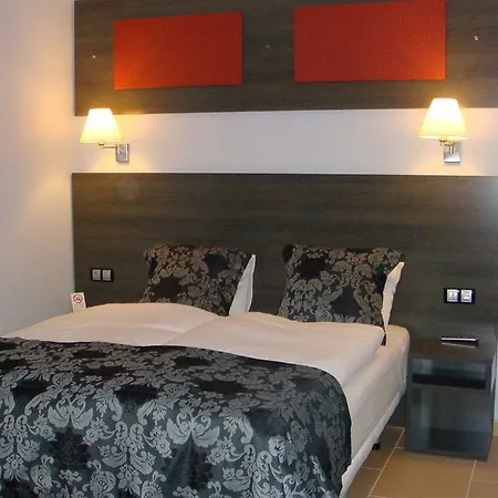 Casablanca - Adults Only Апартаменти *
