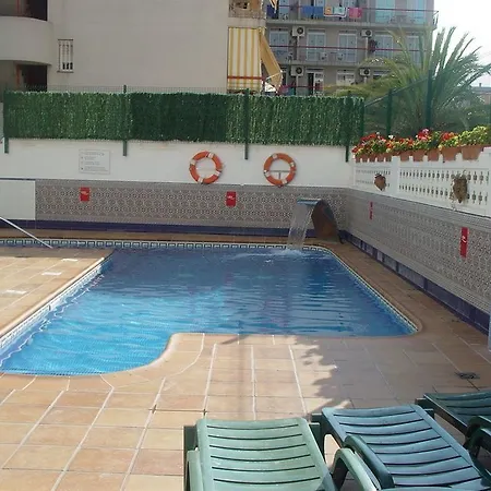 Casablanca - Adults Only Калелья