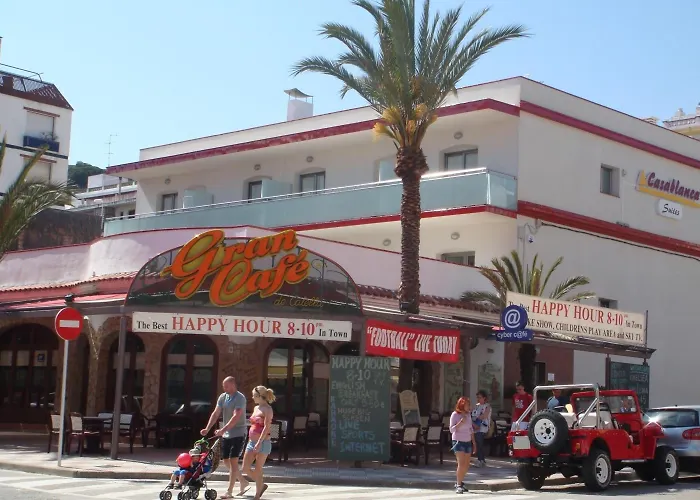 Casablanca - Adults Only Калелья